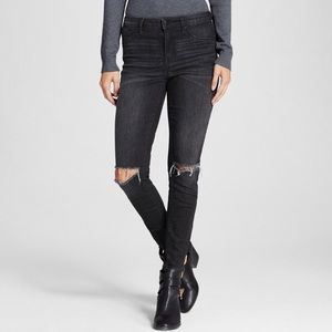 Mossimo denim high rise black denim jegging size 12 31 super stretchy